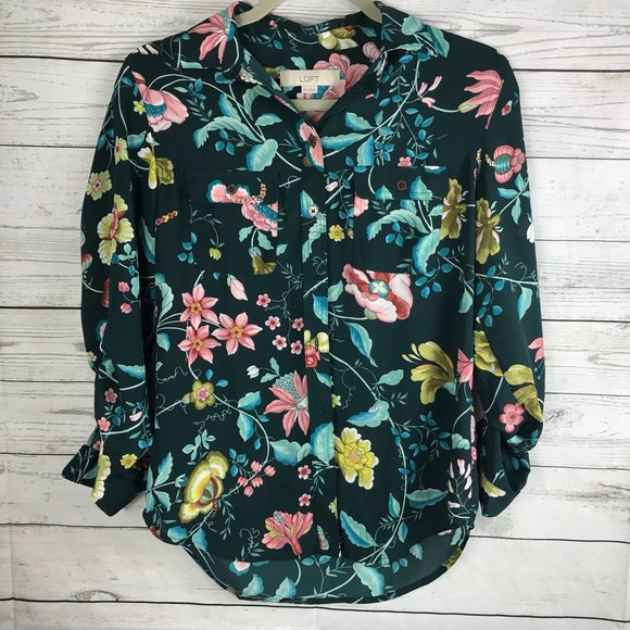 LOFT Tops - Loft floral blouse bottom down Size XS A57